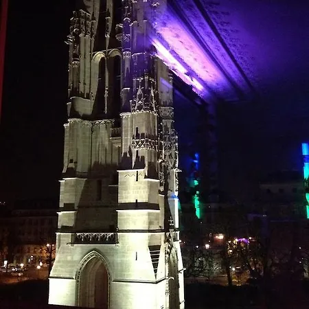 Gay Tour Saint-jacques