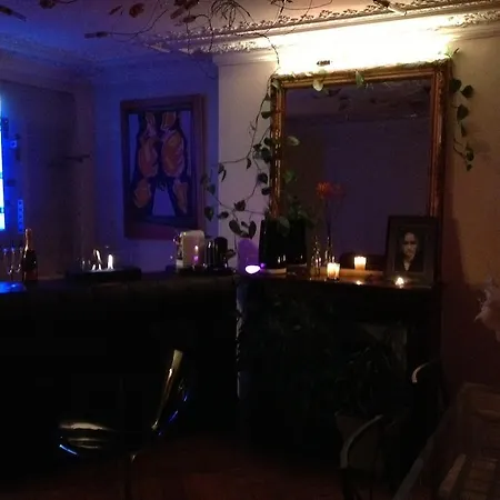 Guest house Gay Tour Saint-jacques *